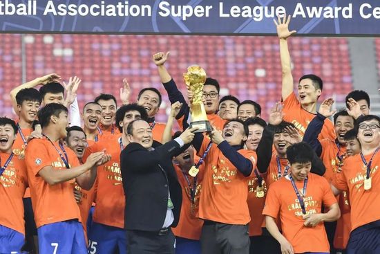 国产在线一区二区杨幂
